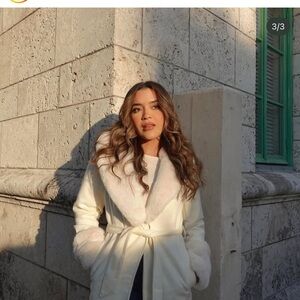 Elegant White Pea Coat with Faux Fur Trim